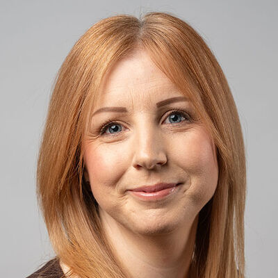 Lisa Moffat - PolicyBee