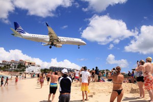 Creative Commons plane landing by Zippo S_Flickr