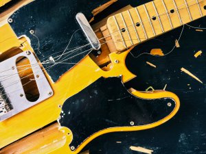 Image used under license from Shutterstock Music teachers should get insurance